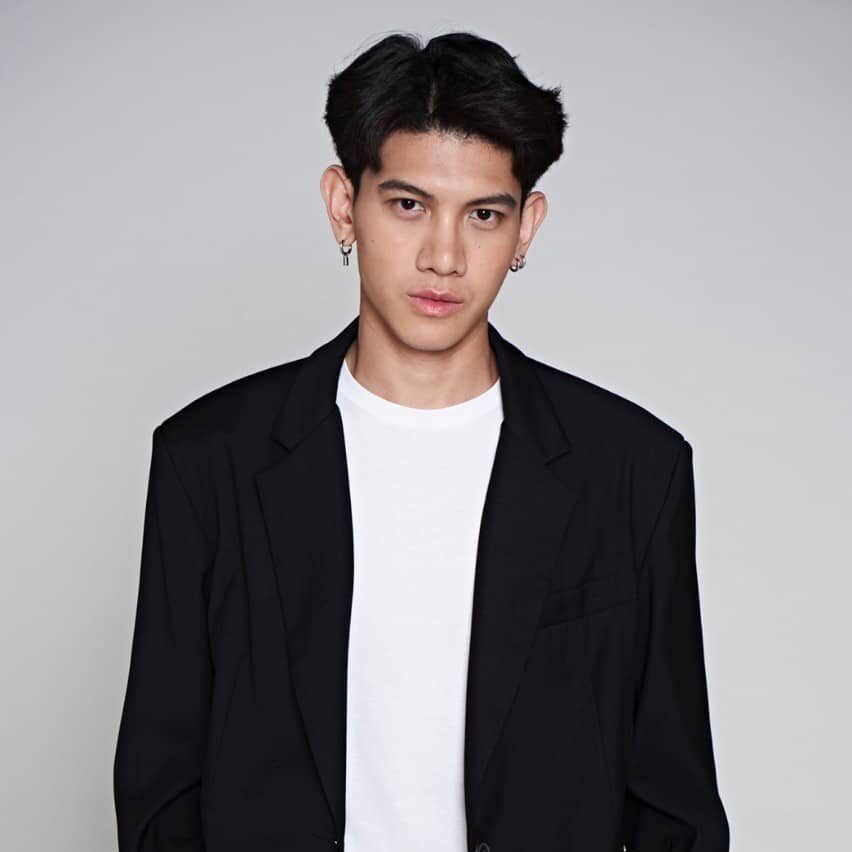 LINE_ALBUM_220202_1